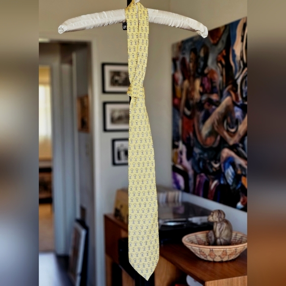Vineyard Vines Men's‎ Silk Tie - Picture 3 of 7